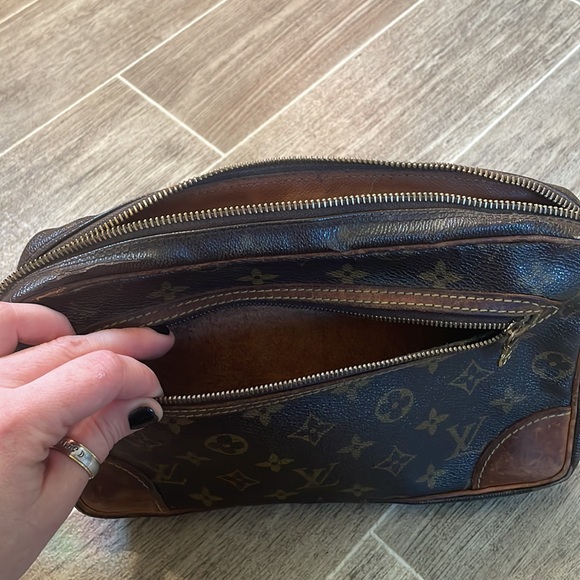 Vintage Louis Vuitton Marly Dragonne Mens Clutch Bag - Picture 3 of 10